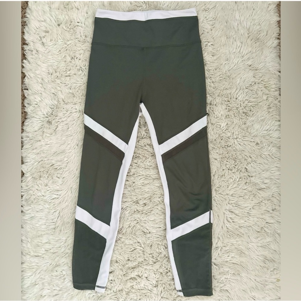Allfenix  women Green and White workout Leggings